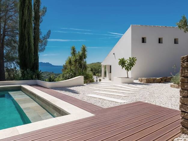 Villa à vendre 1 695 000 € 4 pièces 3 chambres 180 m² 5 100 m² de terrain Bandol 83150