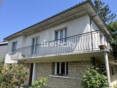 Maison à vendre 204 000 € 7 pièces 5 chambres 155 m² 780 m² de terrain Niort 79000
