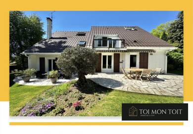 Villa à vendre 699 000 € 9 pièces 6 chambres 220 m² 1 100 m² de terrain Saint-Witz 95470