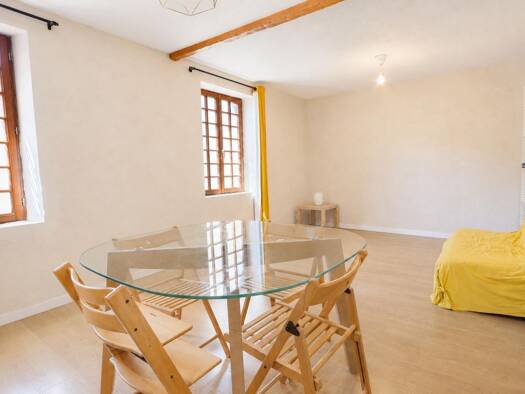 Appartement à vendre 124 900 € 3 pièces 2 chambres 66 m² Étage 3/3 Montferrand Clermont-Ferrand 63100