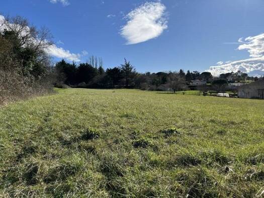 Terrain constructible à vendre 37 760 € 1 369 m² de terrain Birac-sur-Trec 47200