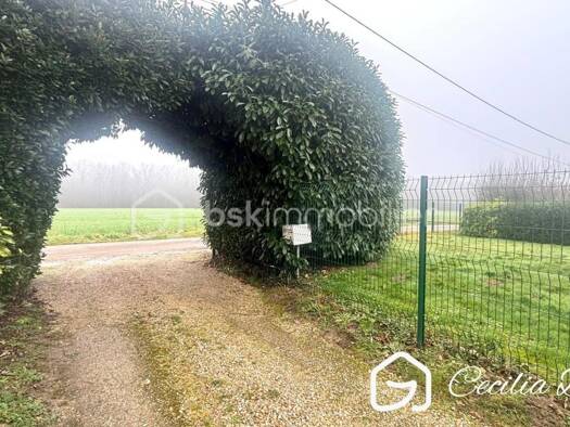 Ferme à vendre 175 000 € 7 pièces 4 chambres 165 m² 2 203 m² de terrain Sens 89100