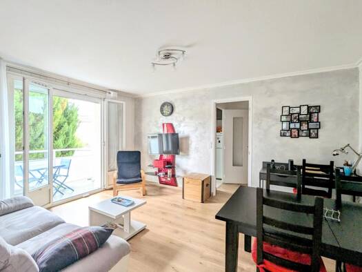Appartement à vendre 186 000 € 2 pièces 1 chambre 45,9 m² Étage 1/3 Bourg de Saint Thibault Saint-Thibault-des-Vignes 77400
