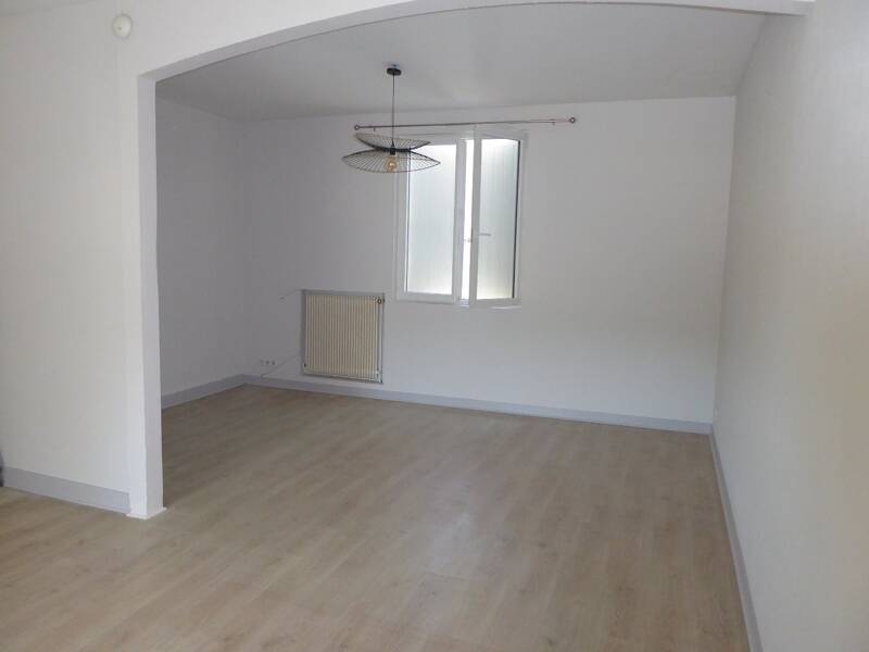 Maison à louer, 81m², SIREUIL