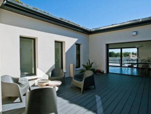 Maison de plain-pied à vendre - neuf 422 000 € 4 pièces 3 chambres 116 m² 300 m² de terrain Le Roule-La Grande Vaure La Talaudière 42350