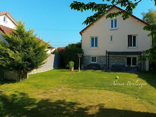 Maison à vendre 299 900 € 5 pièces 4 chambres 98 m² 344 m² de terrain Beausoleil Combs-la-Ville 77380