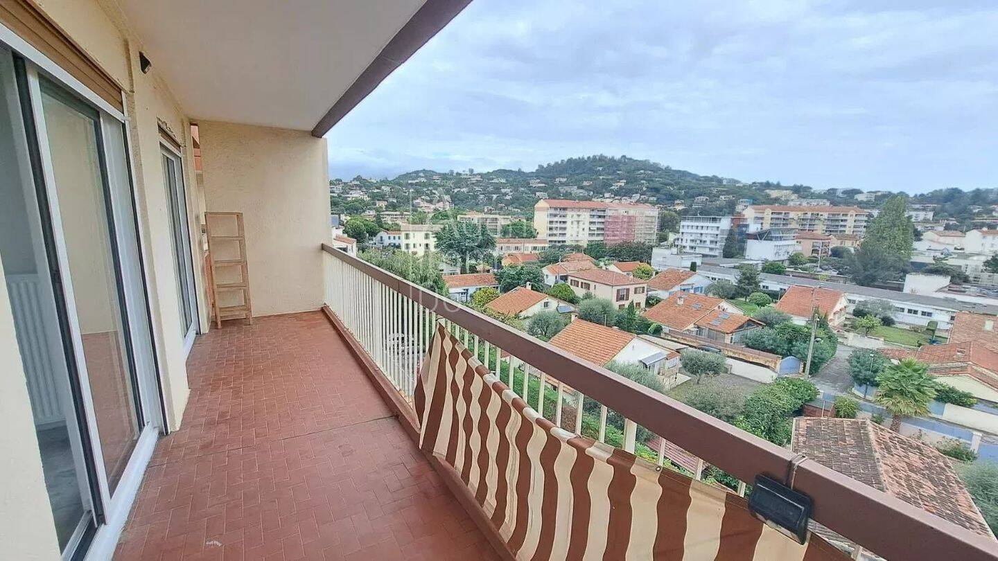 Maison à louer, 42m², CANNES LA BOCCA