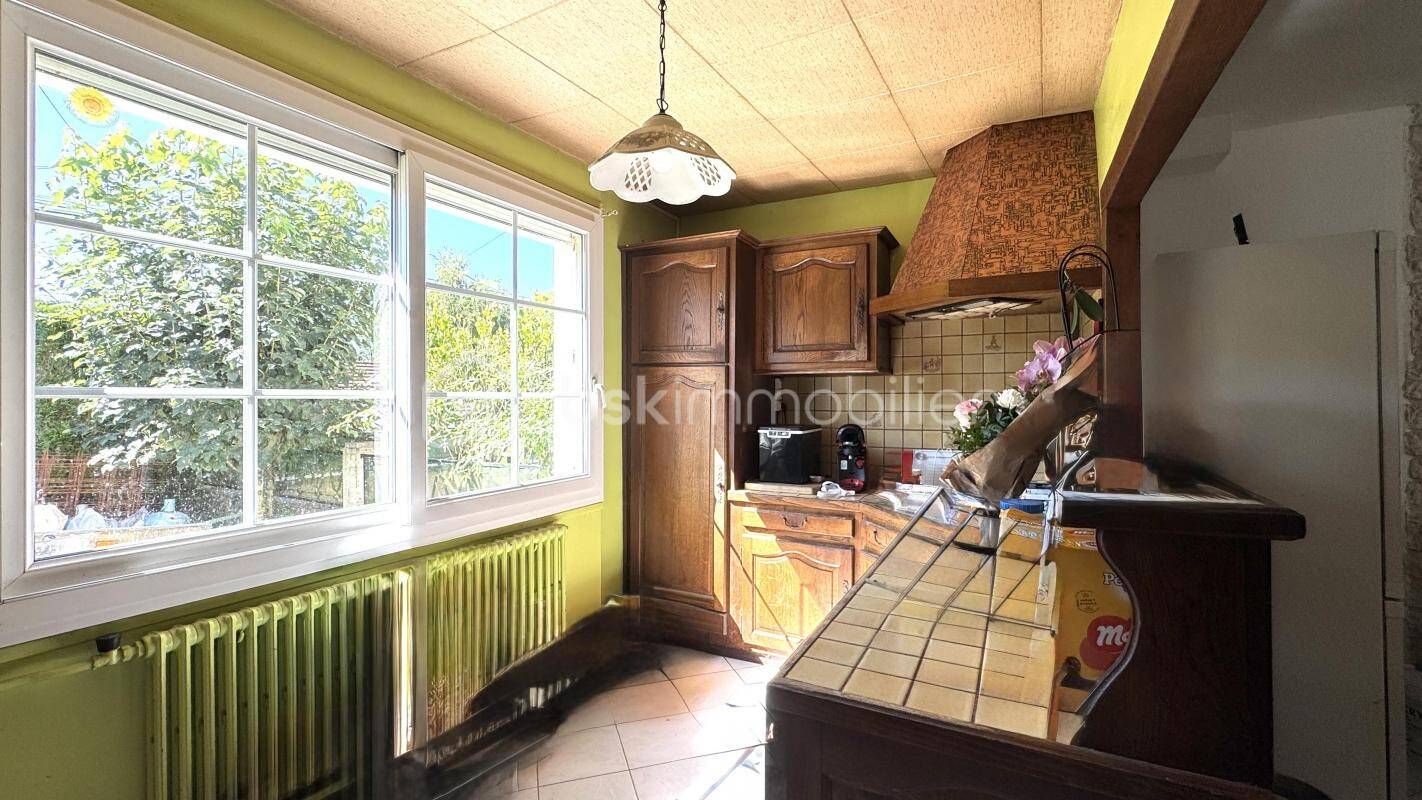 Maison à vendre, 105m², MONTREUIL AUX LIONS