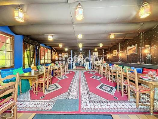 Activités diverses à vendre Fonds de commerce 200 000 € 150 m² de surface de vente Montlouis Sud et Ouest Montlouis-sur-Loire 37270