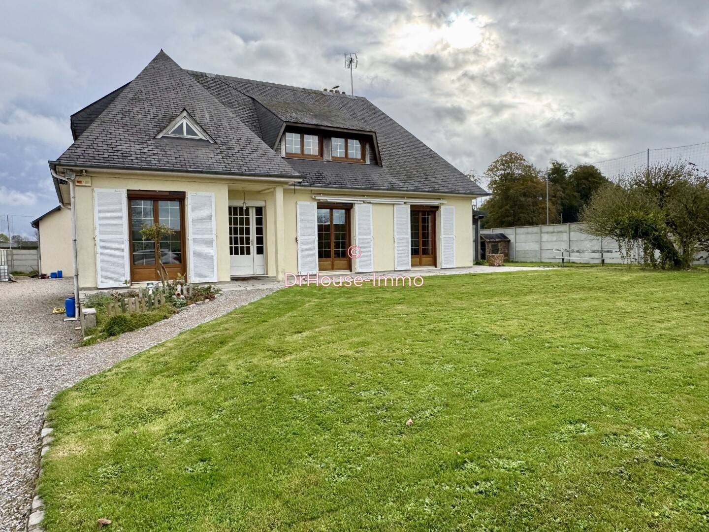 Maison à vendre, 143m², SAINT NICOLAS D'ALIERMONT
