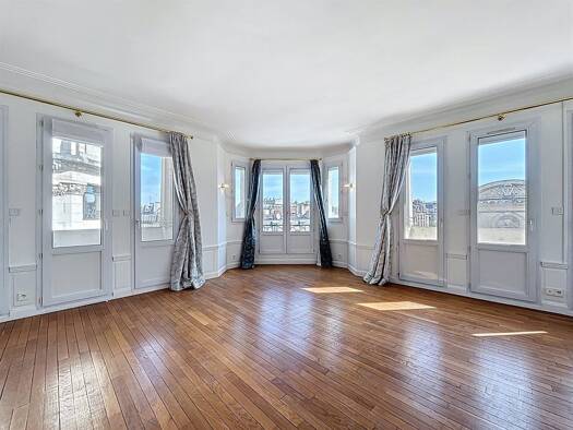 Duplex à louer 2 300 € 4 pièces 3 chambres 179,2 m² Étage 4/5 Reims 51100