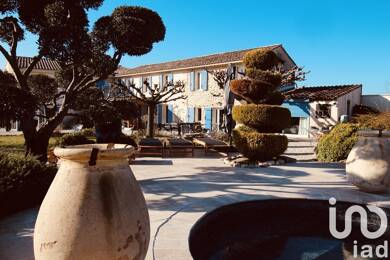 Maison à vendre 850 000 € 10 pièces 6 chambres 311 m² 3 004 m² de terrain Grignan 26230