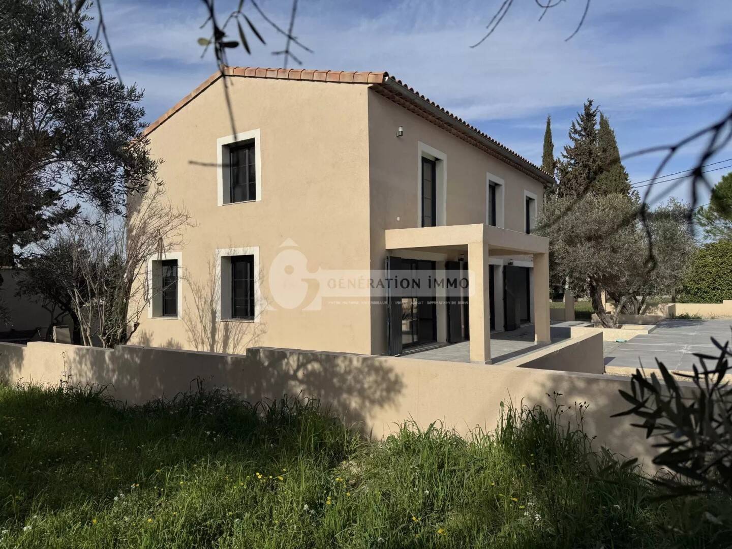 Maison à vendre, 210m², FONTVIEILLE