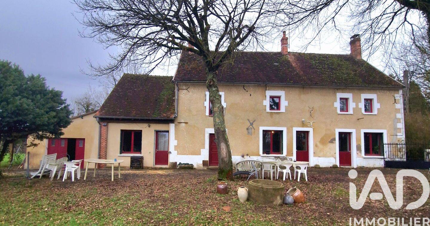 Maison à vendre, 250m², SAINT AMAND EN PUISAYE