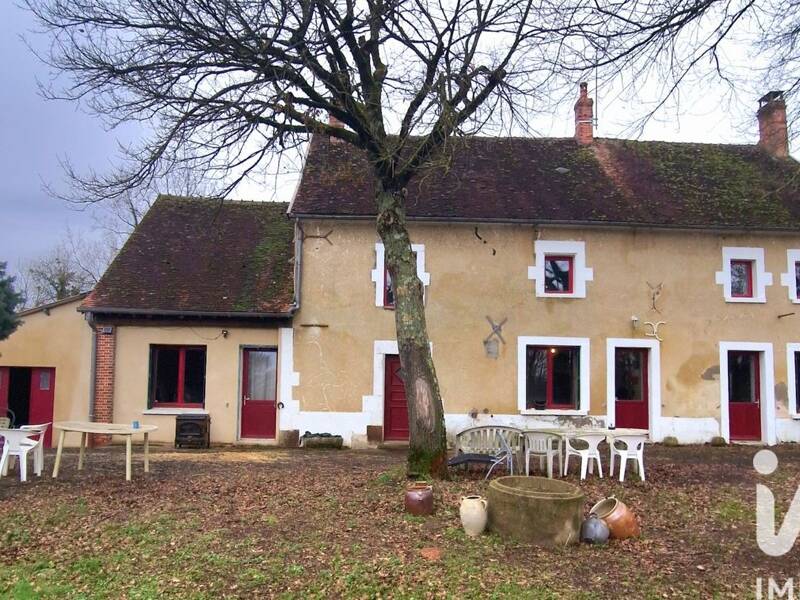 Maison à vendre, 250m², SAINT AMAND EN PUISAYE