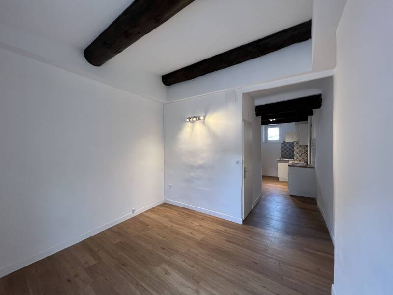 Maison à louer, 27m², MARSEILLE 7E