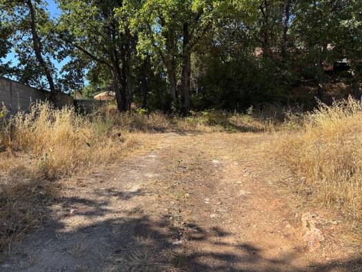 Terrain constructible à vendre 160 000 € 440 m² de terrain Centre Ville Saint-Maximin-la-Sainte-Baume 83470