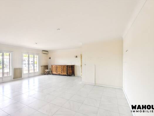 Appartement à vendre 350 000 € 4 pièces 3 chambres 160 m² Le Plan Grasse 06130