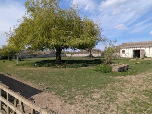 Maison à vendre 352 000 € 8 pièces 4 chambres 180 m² 4 228 m² de terrain Terres de Bord 27340