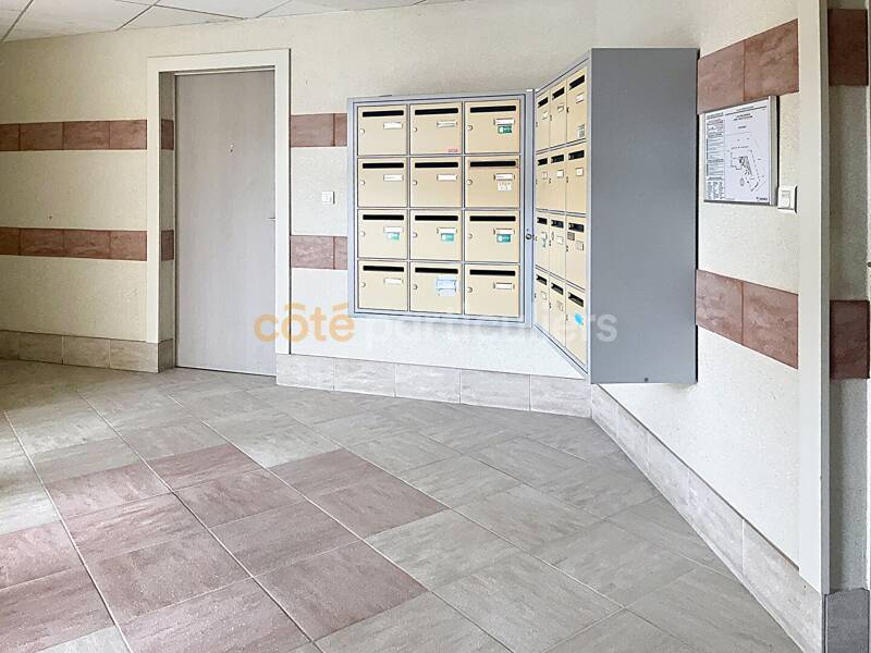 Maison à vendre, 28m², CHALETTE SUR LOING