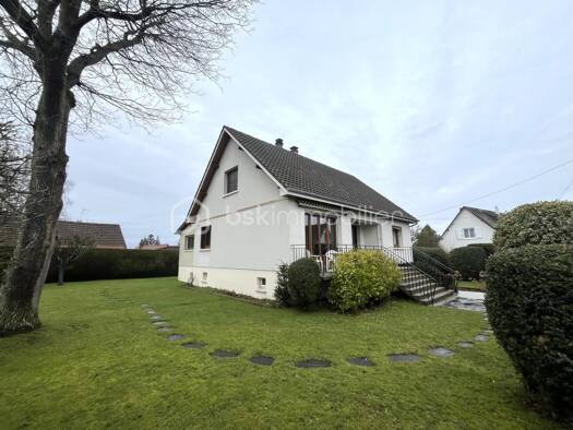 Maison à vendre 230 000 € 6 pièces 4 chambres 136 m² 990 m² de terrain La Saussaye 27370