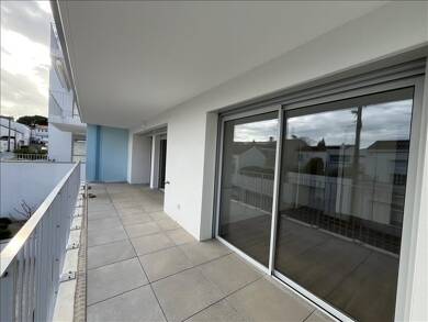 Appartement à vendre 406 175 € 3 pièces 2 chambres 74 m² Dernier étage, Étage 3/3 Le Chay-Les Gardes Royan 17200