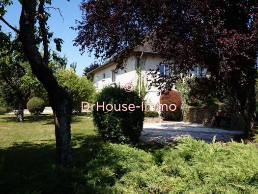 Maison de plain-pied à vendre 273 000 € 6 pièces 4 chambres 118 m² 1 241 m² de terrain Verrieres 10390