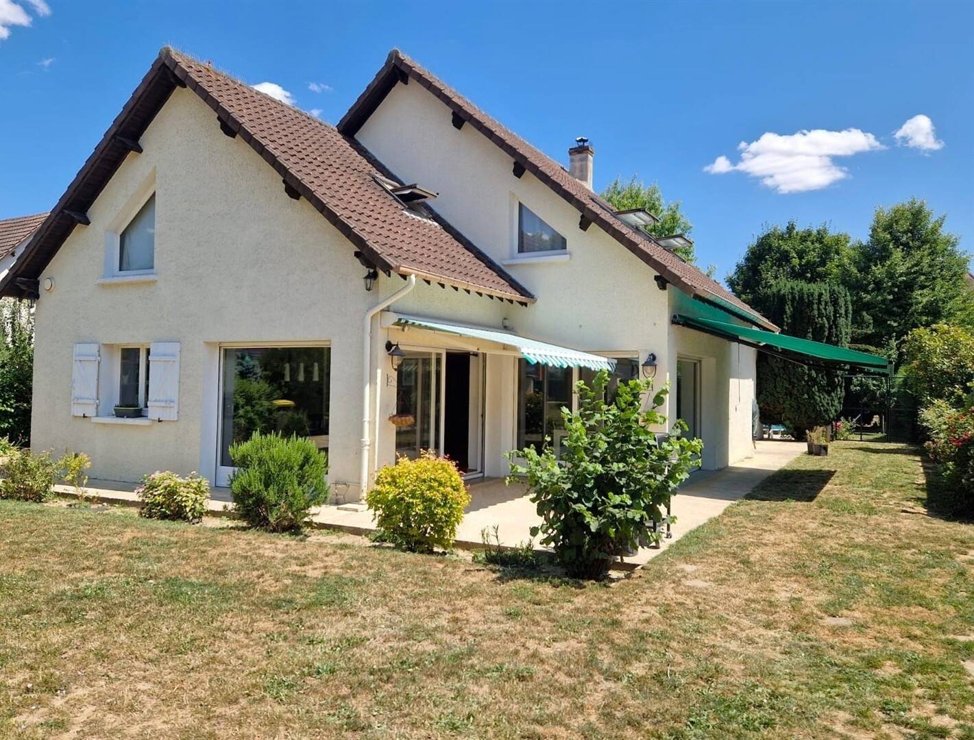 Maison à vendre, 211m², SAINT LUBIN DES JONCHERETS