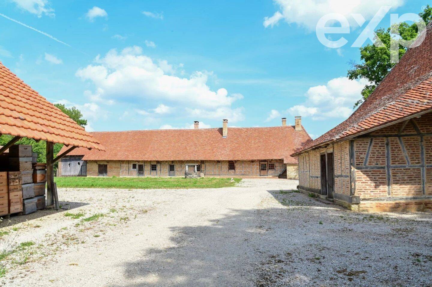 Maison à vendre, 258m², SAINT GERMAIN DU BOIS