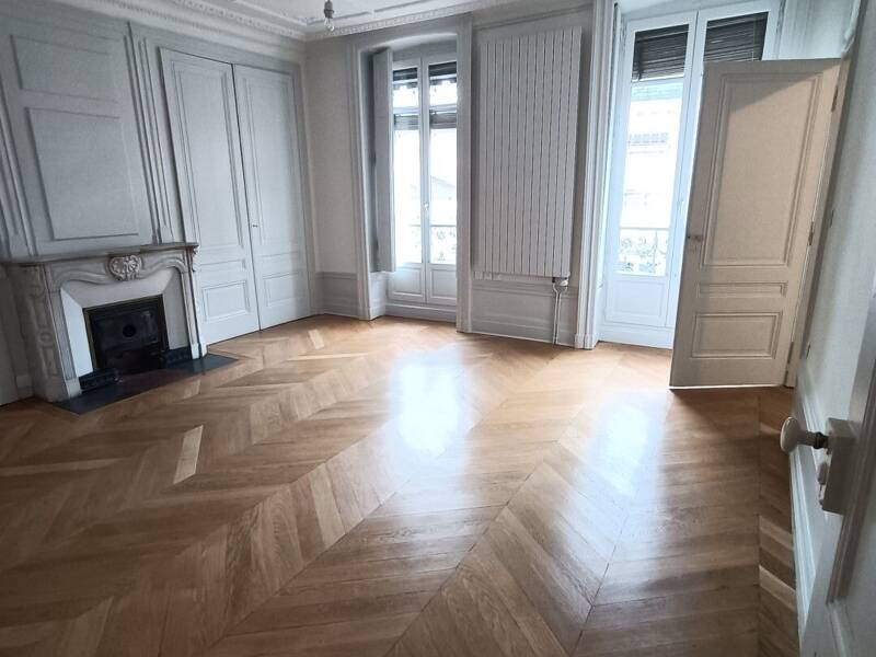 Maison à louer, 87m², LYON 1ER