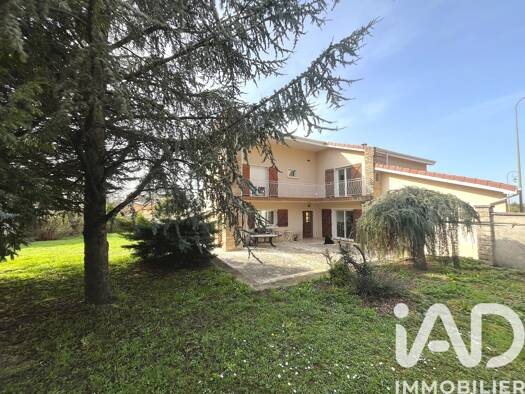Maison à vendre 585 000 € 7 pièces 5 chambres 210 m² 903 m² de terrain Chaponnay 69970