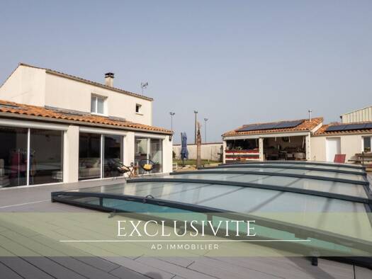 Maison à vendre 483 000 € 6 pièces 5 chambres 178 m² 861 m² de terrain Andilly 17230