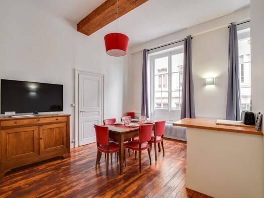 Appartement à vendre 319 000 € 2 pièces 2 chambres 70 m² Étage 1/5 Lyon 1er arrondissement 69001