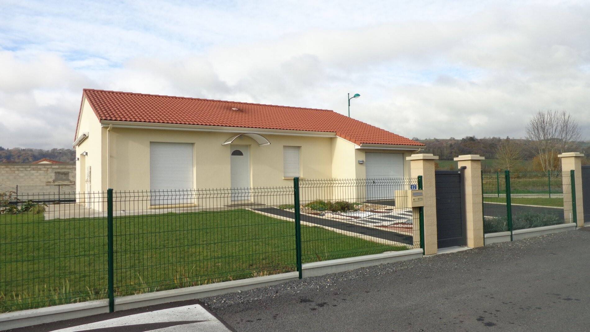 Maison à louer, 89m², JUSSAC