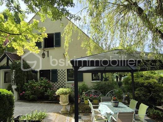 Maison à vendre 399 000 € 7 pièces 4 chambres 251 m² Villeneuve-sur-Bellot 77510