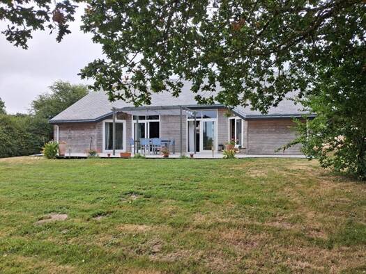 Maison à vendre 512 000 € 6 pièces 4 chambres 169 m² 1 100 m² de terrain Saint-Molf 44350