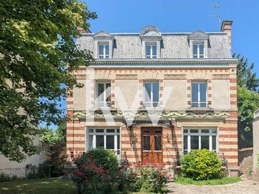 Maison à vendre 1 150 000 € 10 pièces 7 chambres 257 m² 1 037 m² de terrain Centre-Cote Deuil-la-Barre 95170