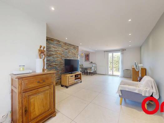 Maison à vendre 290 000 € 4 pièces 3 chambres 89,61 m² 304 m² de terrain Belleroche Villefranche-sur-Saône 69400