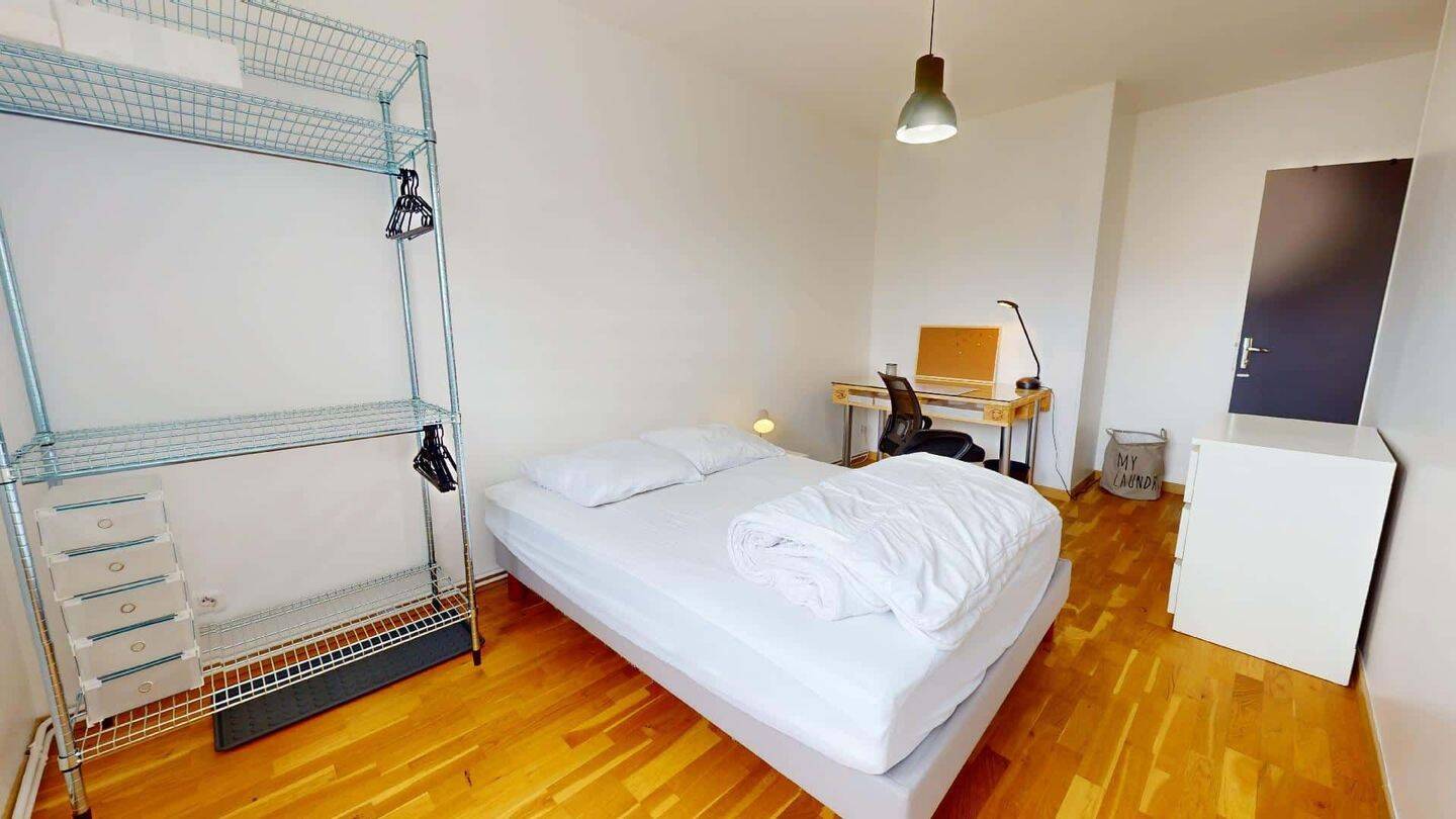 Room in Avenue Salvador Allende, Villeurbanne for 98 m² with 3 b — 4