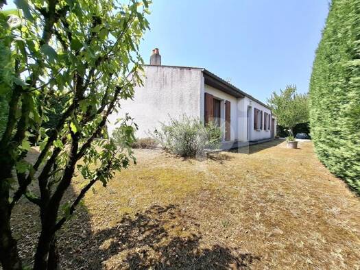 Maison à vendre 233 000 € 4 pièces 3 chambres 90 m² 600 m² de terrain Nord Ouest Saujon 17600