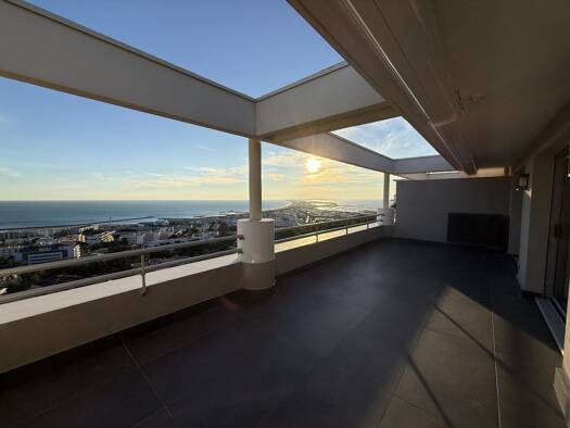 Appartement à vendre 1 060 000 € 3 pièces 2 chambres 84 m² Étage 5/5 Mont Saint Clair-Hôtel de Ville Sète 34200