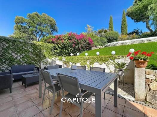 Maison à vendre 660 000 € 4 pièces 3 chambres 93 m² 220 m² de terrain Constance / Beauvert Antibes 06600