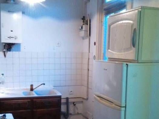 Appartement à louer 650 € 1 pièce 20 m² RDC Sèvres 92310