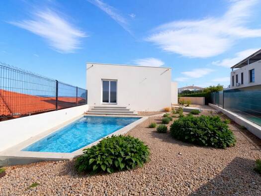 Maison de ville à vendre 373 000 € 4 pièces 3 chambres 115 m² 440 m² de terrain Fitou 11510