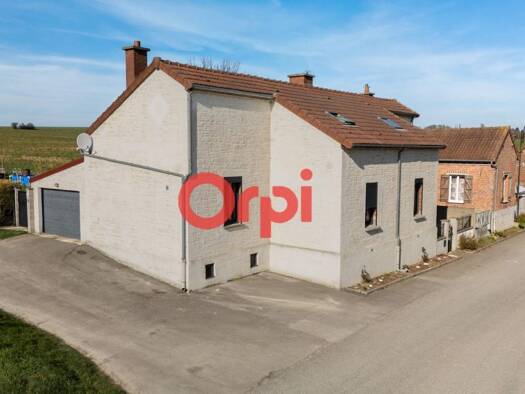 Maison de ville à vendre 189 999 € 5 pièces 4 chambres 155,1 m² 716 m² de terrain Hervilly 80240