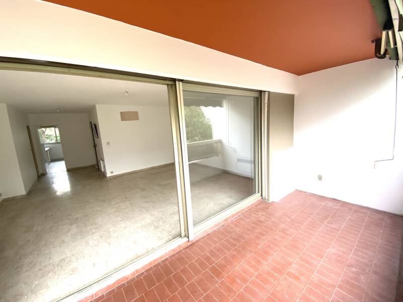 Maison à louer, 83m², MARSEILLE 9E