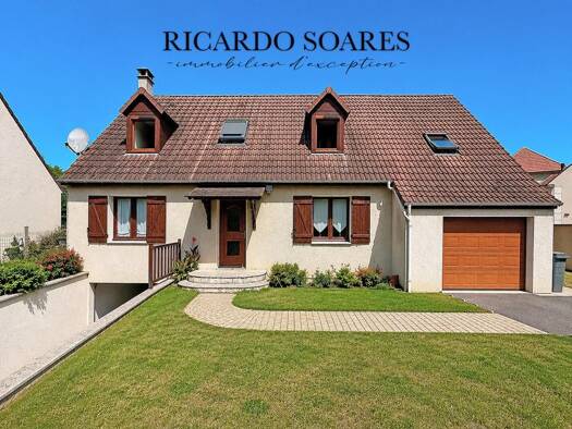 Maison à vendre 310 000 € 6 pièces 5 chambres 149 m² 673 m² de terrain Angicourt 60940