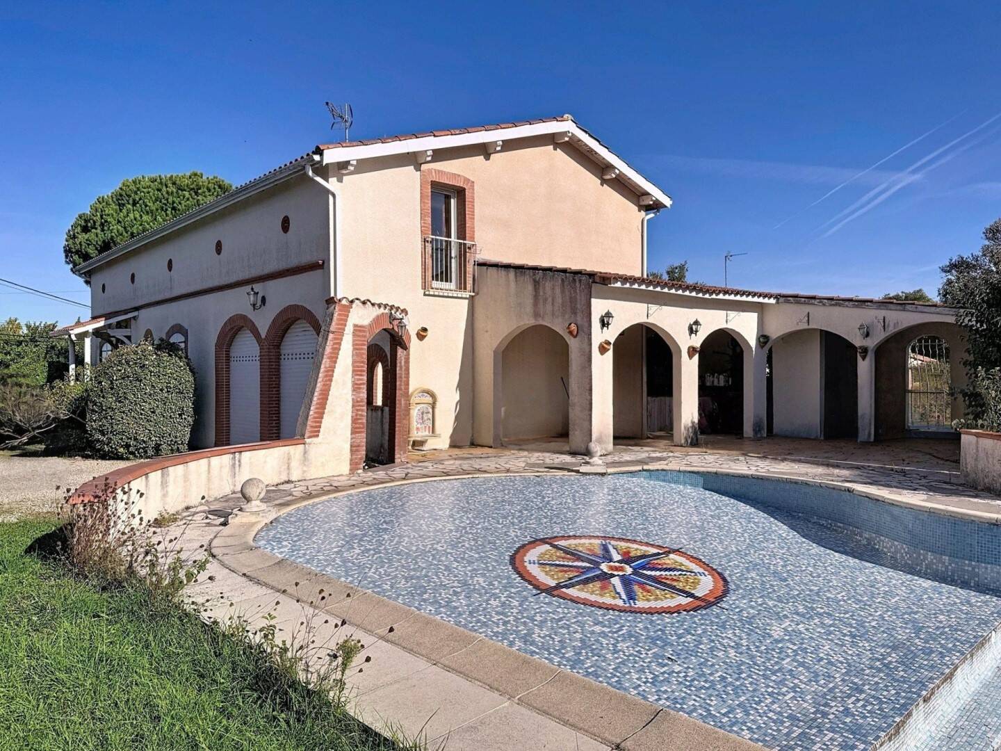 Maison à vendre, 207m², LAPEYROUSE FOSSAT