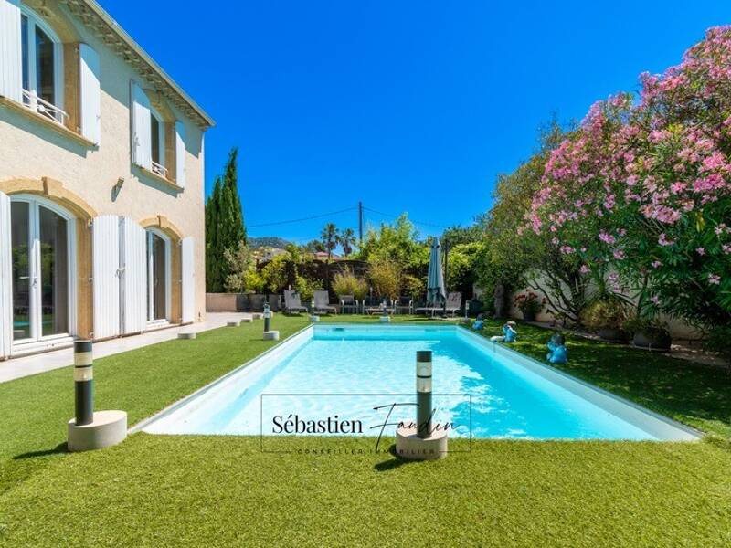 Maison à vendre, 162m², MARSEILLE 11E