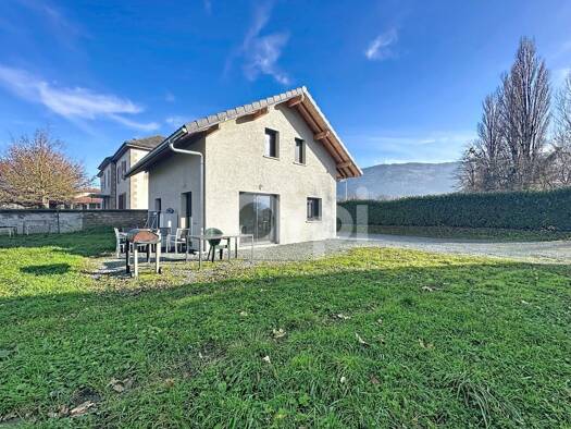 Maison à vendre 420 000 € 4 pièces 3 chambres 95 m² 711 m² de terrain Brenthonne 74890